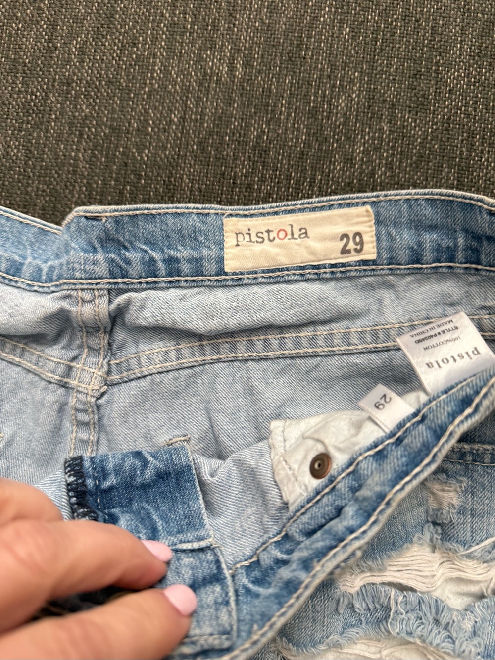 Pistola women’s cutoff Distressed Light Blue Denim Shorts - size 29 - Picture 5 of 10